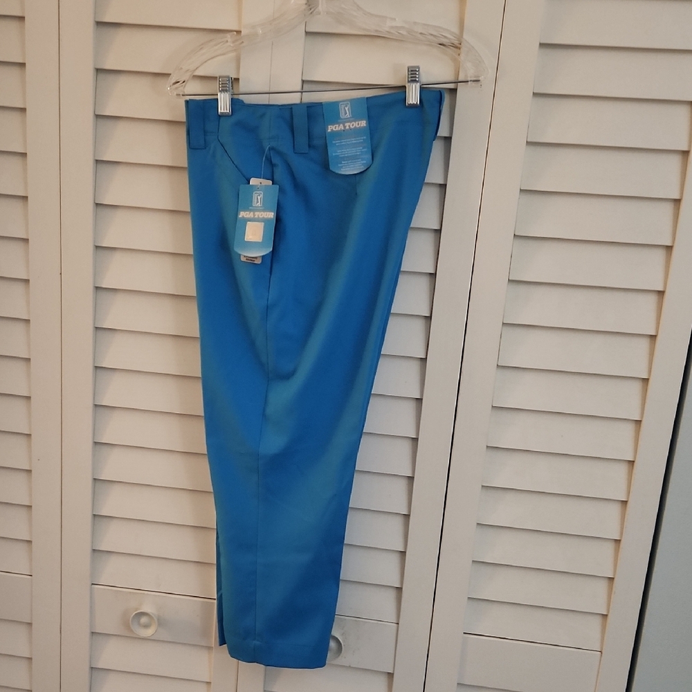 PGA Tour Womens Size 8 Malibu Blue Golf Capris ~ NWT
